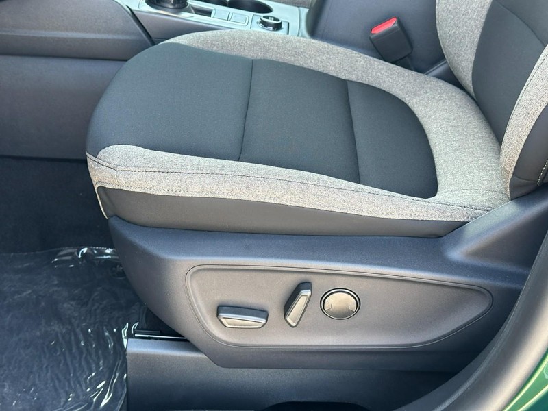 Ford Bronco Sport Vehicle Full-screen Gallery Image 9