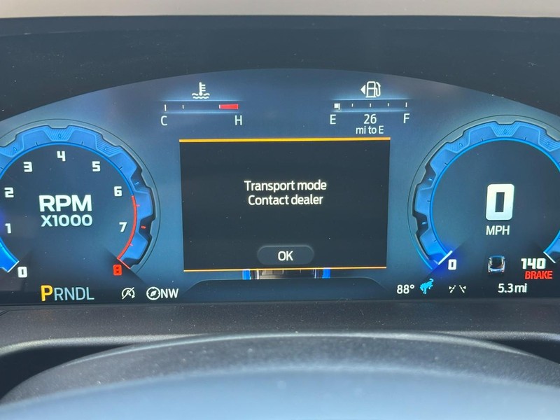 Ford Bronco Sport Vehicle Full-screen Gallery Image 12