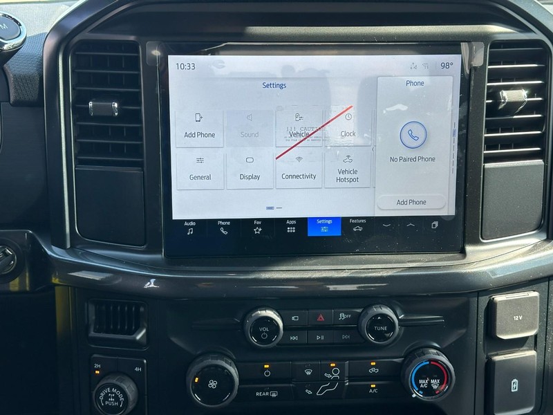 Ford F-150 Vehicle Full-screen Gallery Image 7