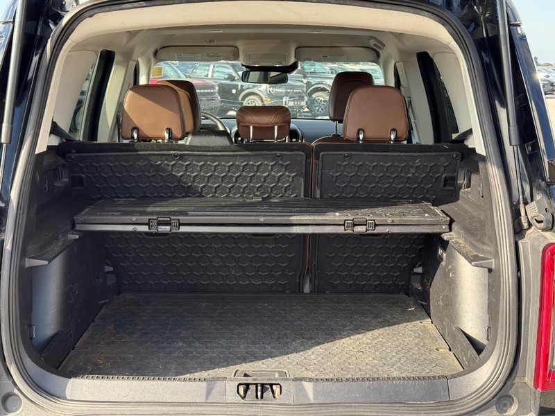 Ford Bronco Sport Vehicle Full-screen Gallery Image 6