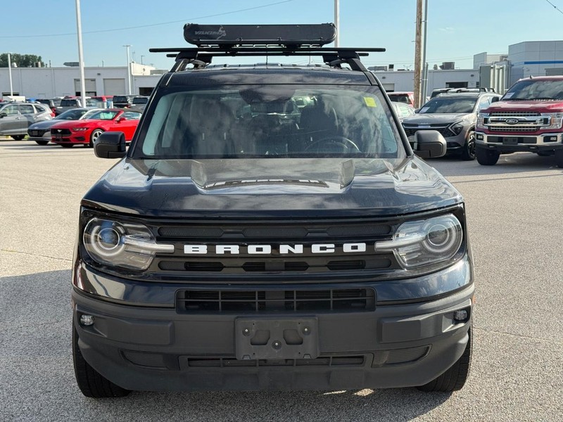 Ford Bronco Sport Vehicle Full-screen Gallery Image 10