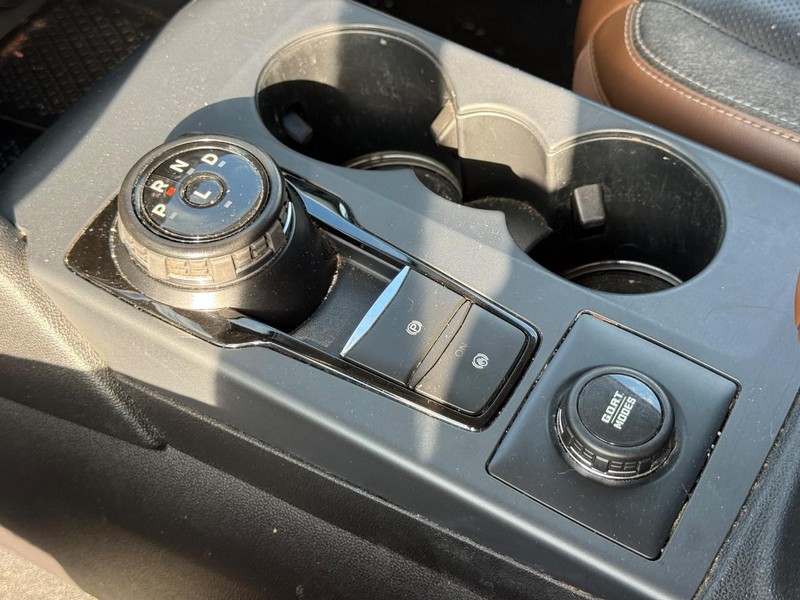 Ford Bronco Sport Vehicle Full-screen Gallery Image 20