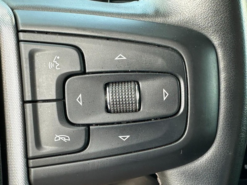 GMC Sierra 1500 Vehicle Full-screen Gallery Image 20