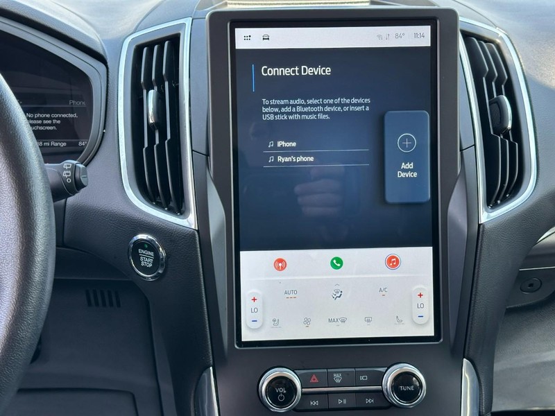 Ford Edge Vehicle Full-screen Gallery Image 13