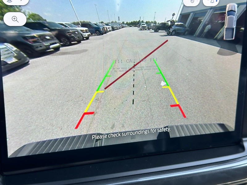 Ford F-150 Vehicle Full-screen Gallery Image 13