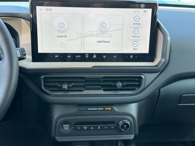 Ford Bronco Sport Vehicle Full-screen Gallery Image 7