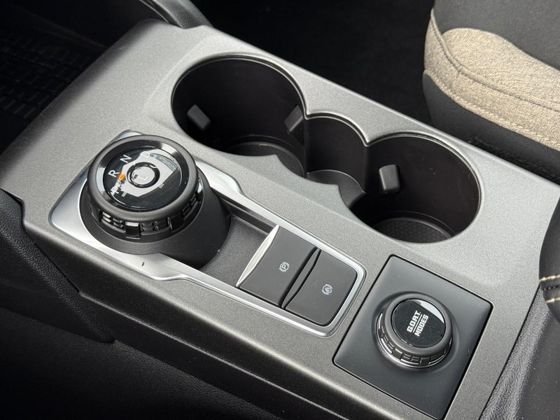 Ford Bronco Sport Vehicle Full-screen Gallery Image 13