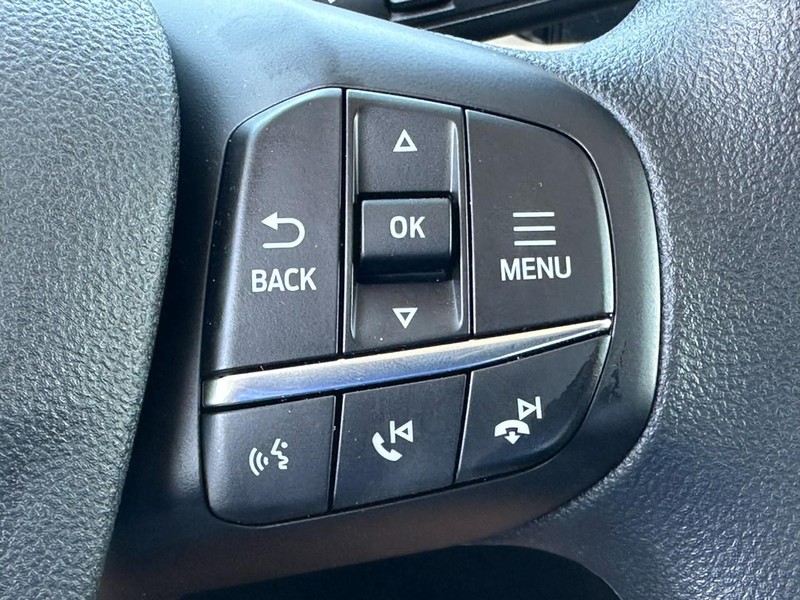 Ford Bronco Sport Vehicle Full-screen Gallery Image 12