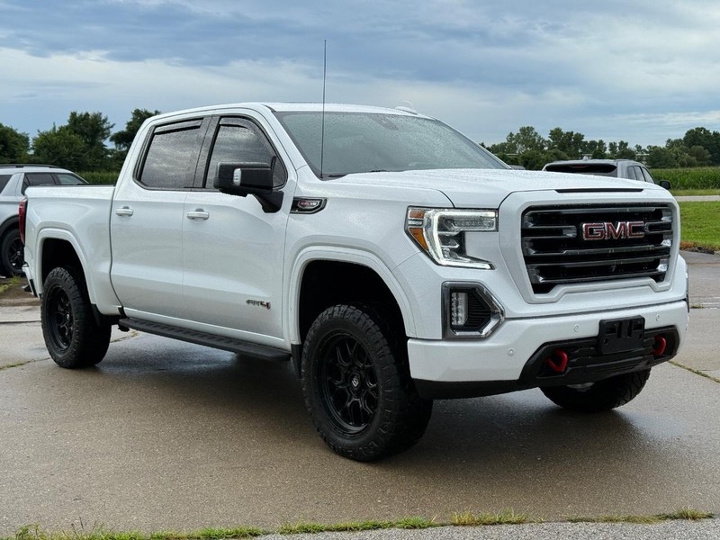 GMC Sierra 1500 Vehicle Full-screen Gallery Image 8