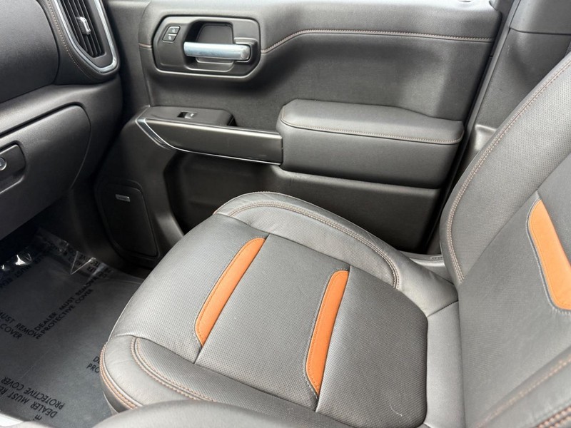 GMC Sierra 1500 Vehicle Full-screen Gallery Image 22