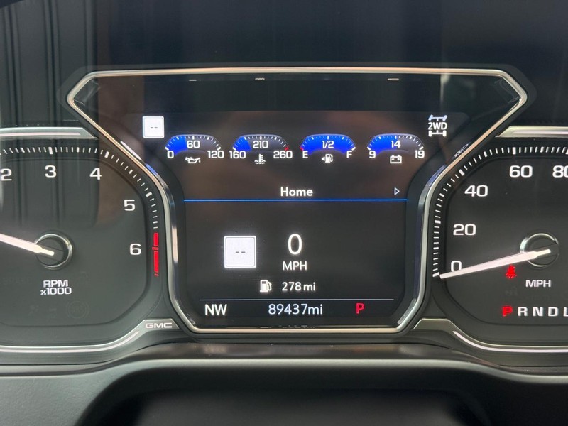 GMC Sierra 1500 Vehicle Full-screen Gallery Image 23