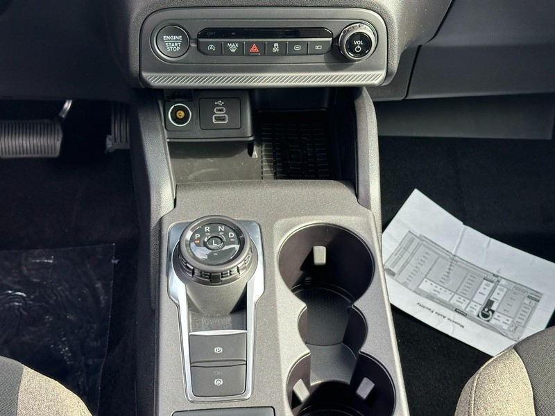 Ford Bronco Sport Vehicle Full-screen Gallery Image 8