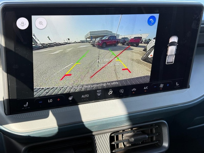 Ford Maverick Vehicle Full-screen Gallery Image 11