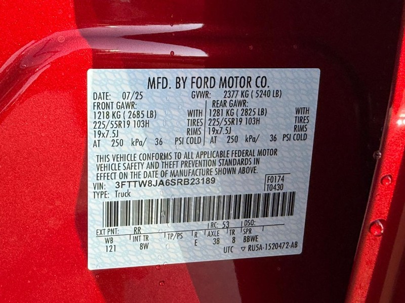 Ford Maverick Vehicle Full-screen Gallery Image 18