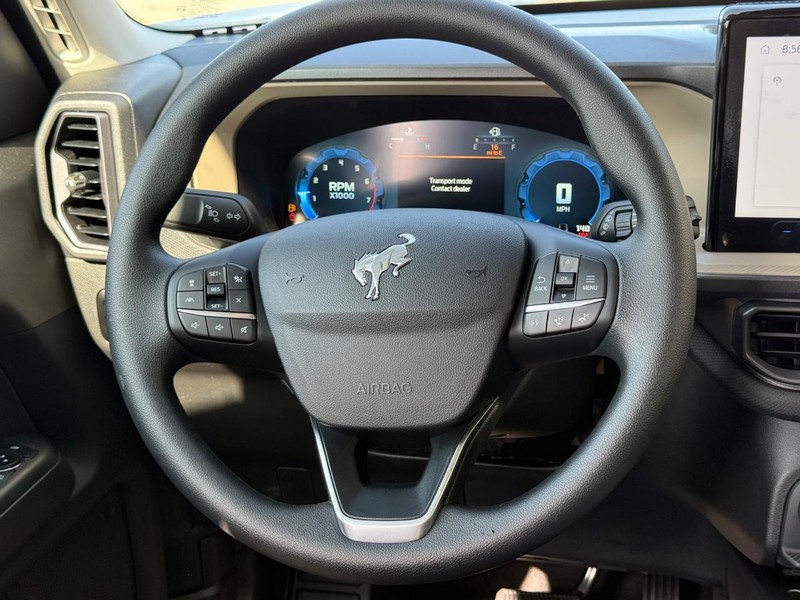 Ford Bronco Sport Vehicle Full-screen Gallery Image 7