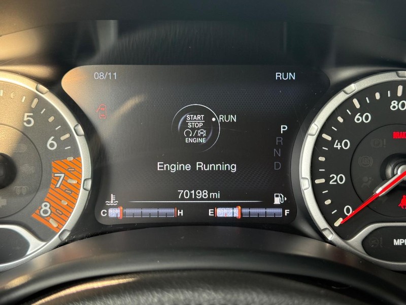 Jeep Renegade Vehicle Full-screen Gallery Image 21