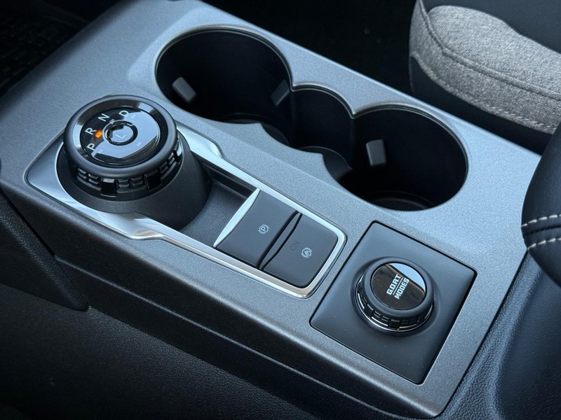 Ford Bronco Sport Vehicle Full-screen Gallery Image 13