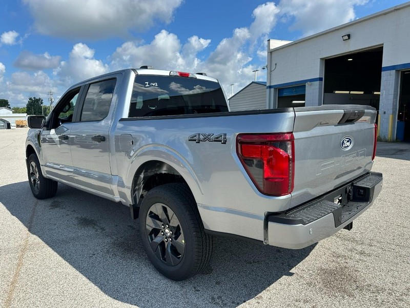 Ford F-150 Vehicle Full-screen Gallery Image 3