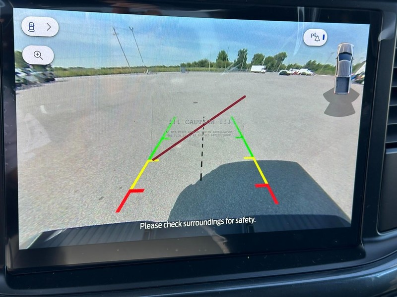 Ford F-150 Vehicle Full-screen Gallery Image 14