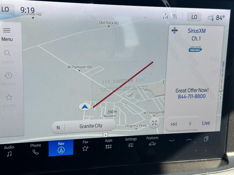 Ford F-150 Vehicle Full-screen Gallery Image 15