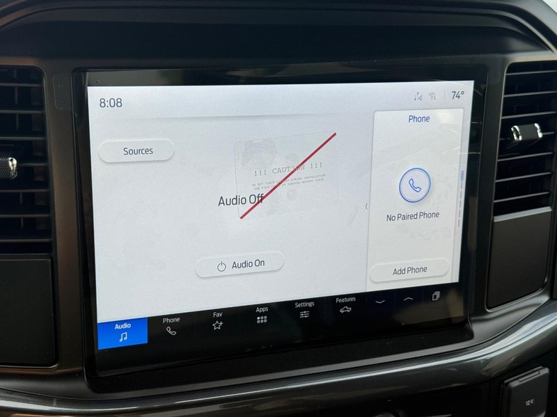 Ford F-150 Vehicle Full-screen Gallery Image 10