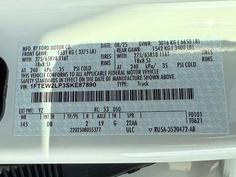 Ford F-150 Vehicle Full-screen Gallery Image 18