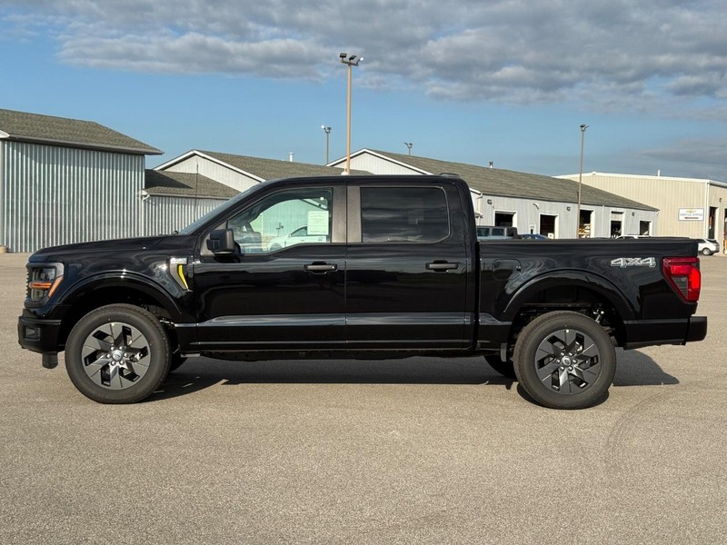 Ford F-150 Vehicle Full-screen Gallery Image 2