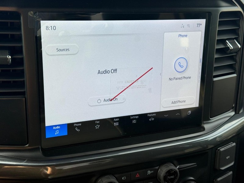 Ford F-150 Vehicle Full-screen Gallery Image 10