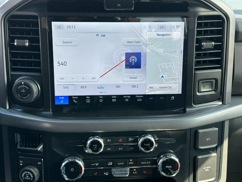 Ford F-150 Vehicle Full-screen Gallery Image 7