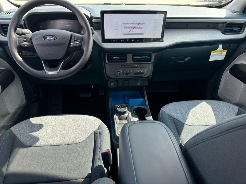 Ford Maverick Vehicle Full-screen Gallery Image 5