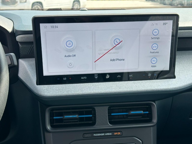 Ford Maverick Vehicle Full-screen Gallery Image 7