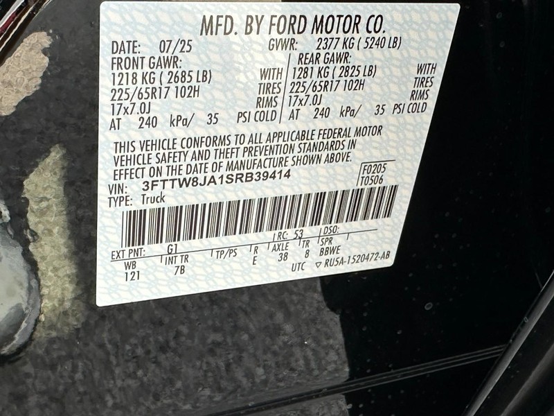 Ford Maverick Vehicle Full-screen Gallery Image 15