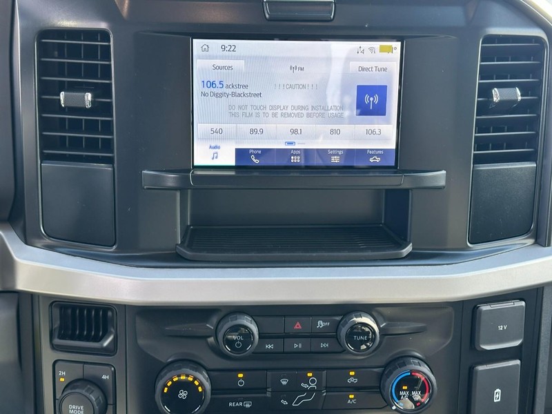 Ford Super Duty F-250 SRW Vehicle Full-screen Gallery Image 7