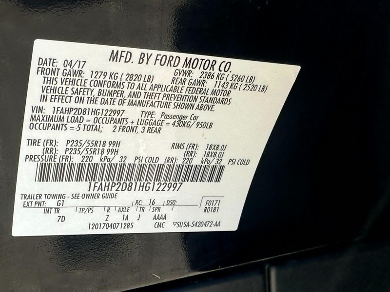 Ford Taurus Vehicle Full-screen Gallery Image 21