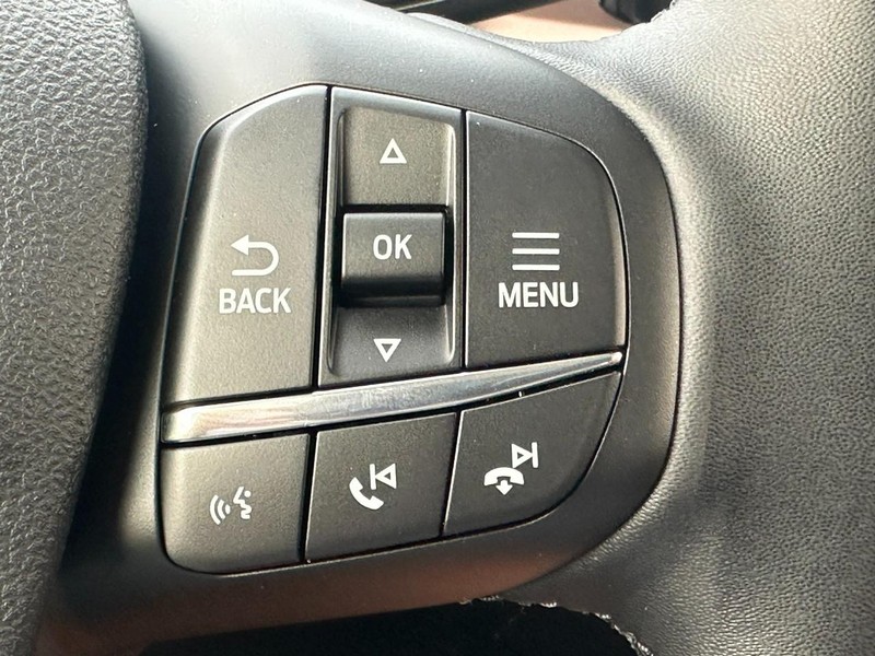 Ford Bronco Sport Vehicle Full-screen Gallery Image 13