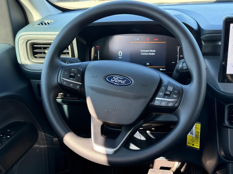 Ford Maverick Vehicle Full-screen Gallery Image 7