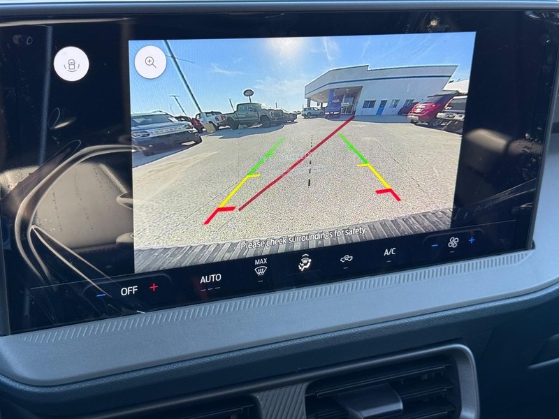 Ford Maverick Vehicle Full-screen Gallery Image 11