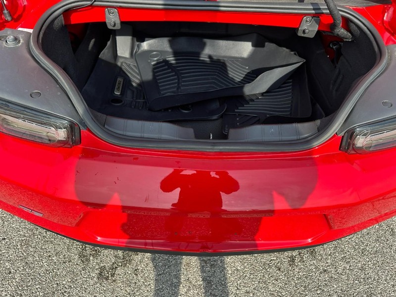 Chevrolet Camaro Vehicle Full-screen Gallery Image 5