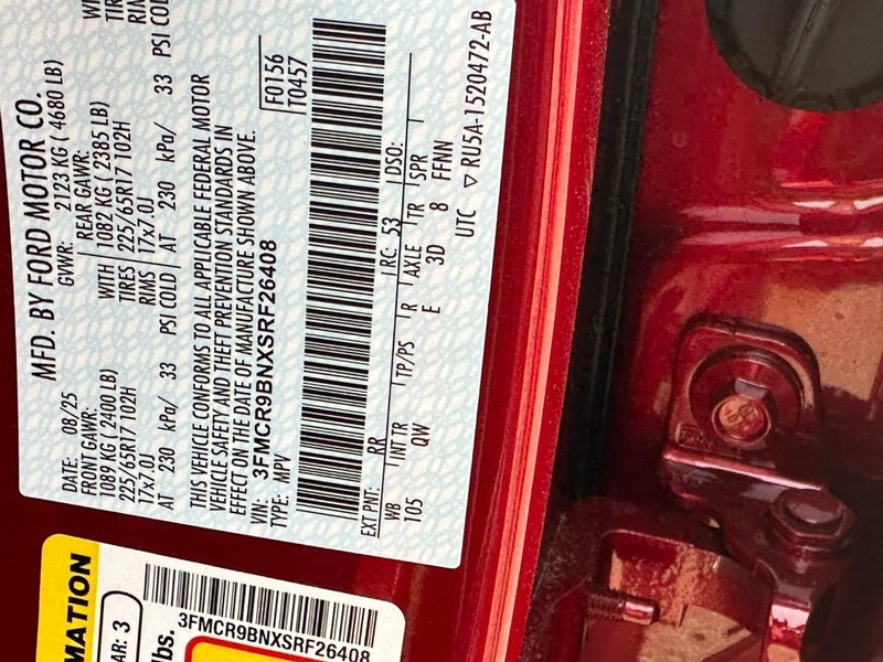 Ford Bronco Sport Vehicle Full-screen Gallery Image 14