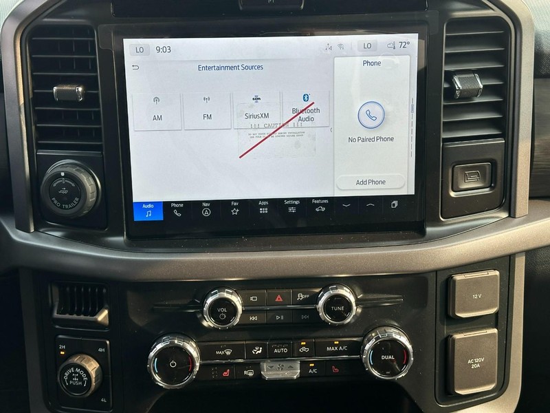 Ford F-150 Vehicle Full-screen Gallery Image 7