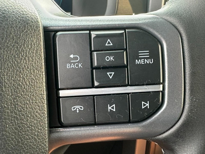 Ford F-150 Vehicle Full-screen Gallery Image 12