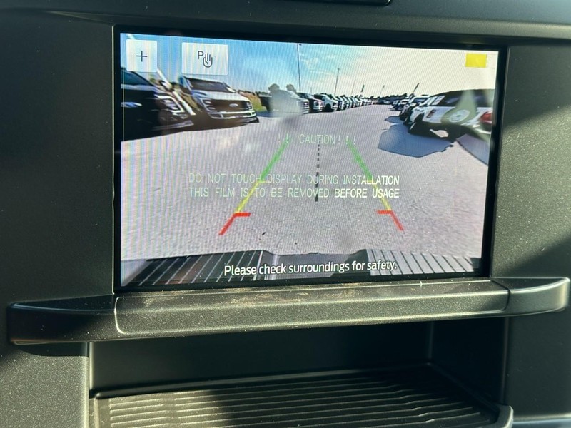 Ford Super Duty F-250 SRW Vehicle Full-screen Gallery Image 14