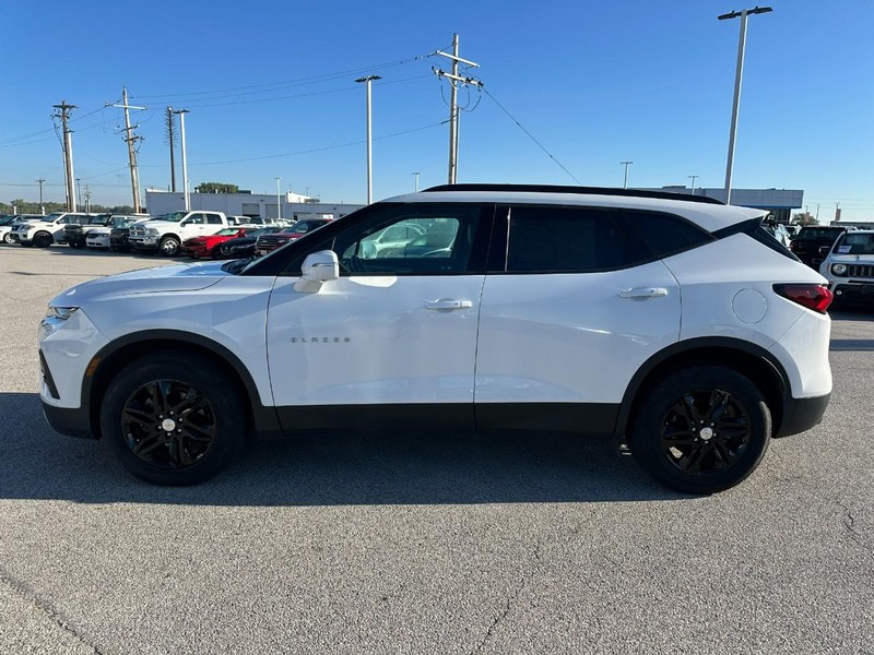 Chevrolet Blazer Vehicle Full-screen Gallery Image 2