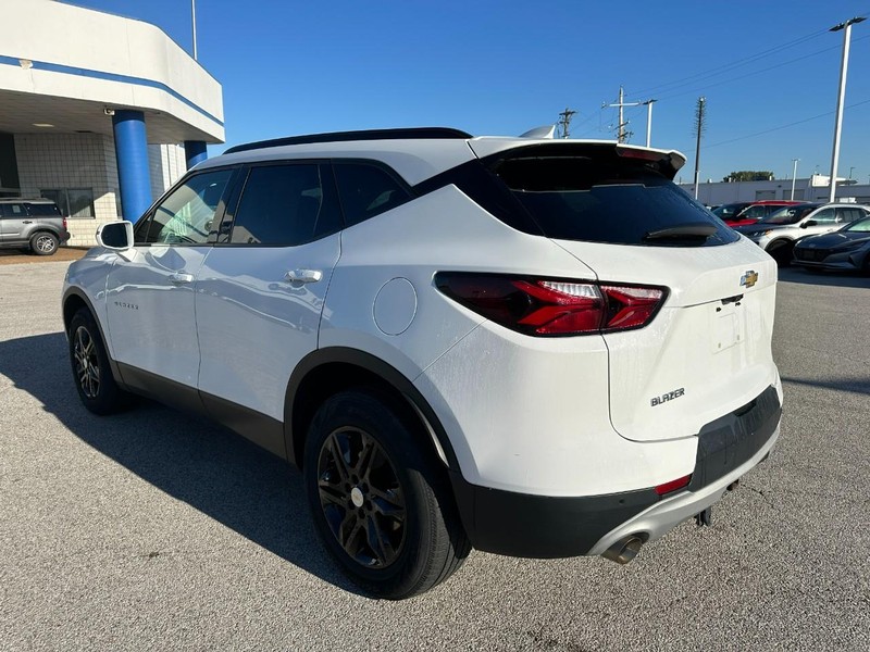 Chevrolet Blazer Vehicle Full-screen Gallery Image 3