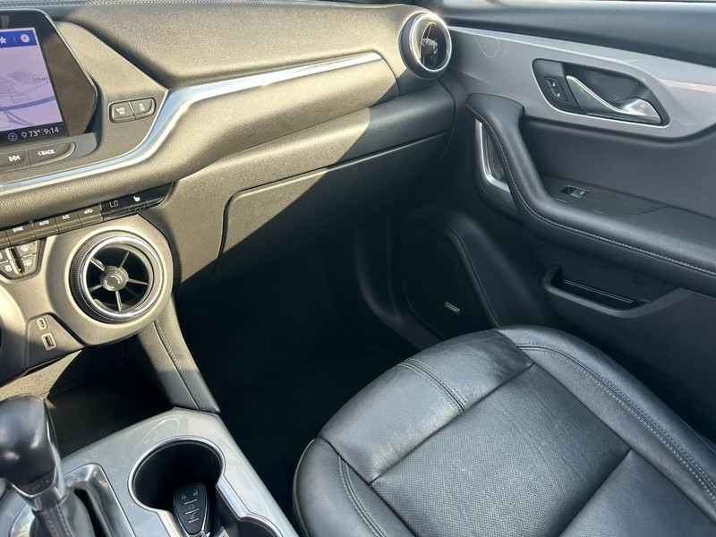 Chevrolet Blazer Vehicle Full-screen Gallery Image 15