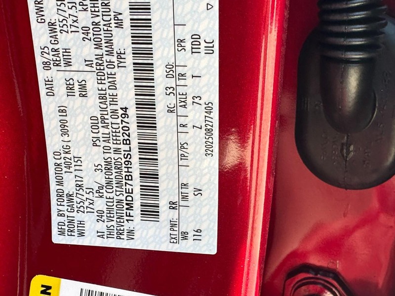 Ford Bronco Vehicle Full-screen Gallery Image 17