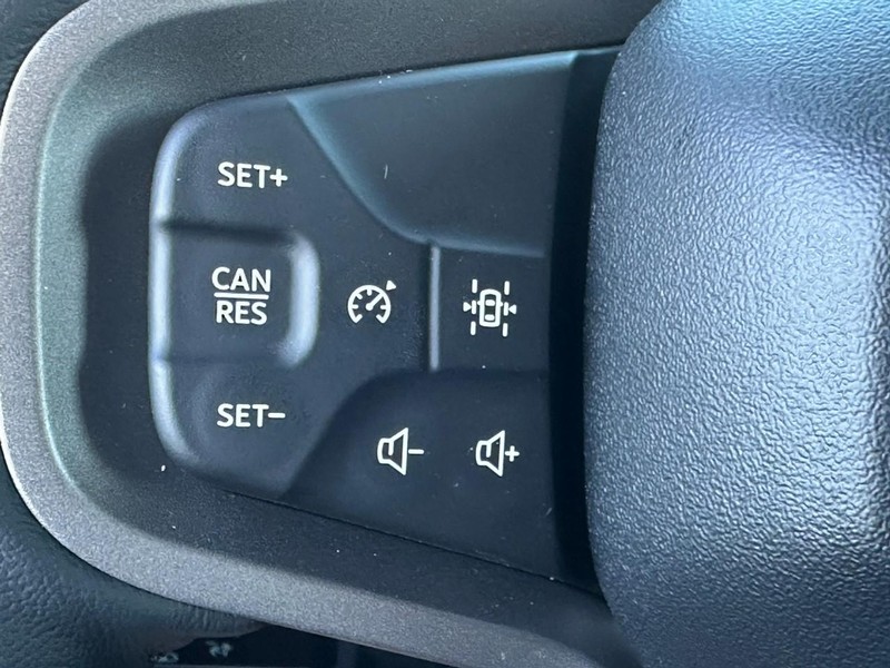 Ford Bronco Vehicle Full-screen Gallery Image 11