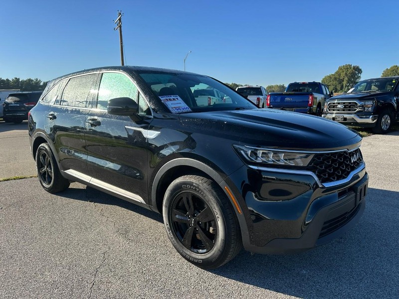 Kia Sorento Vehicle Full-screen Gallery Image 7