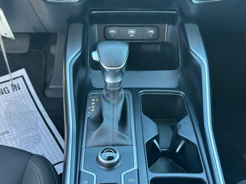 Kia Sorento Vehicle Full-screen Gallery Image 15