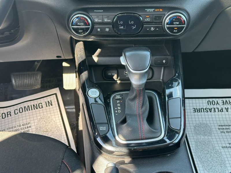 Kia Soul Vehicle Full-screen Gallery Image 15